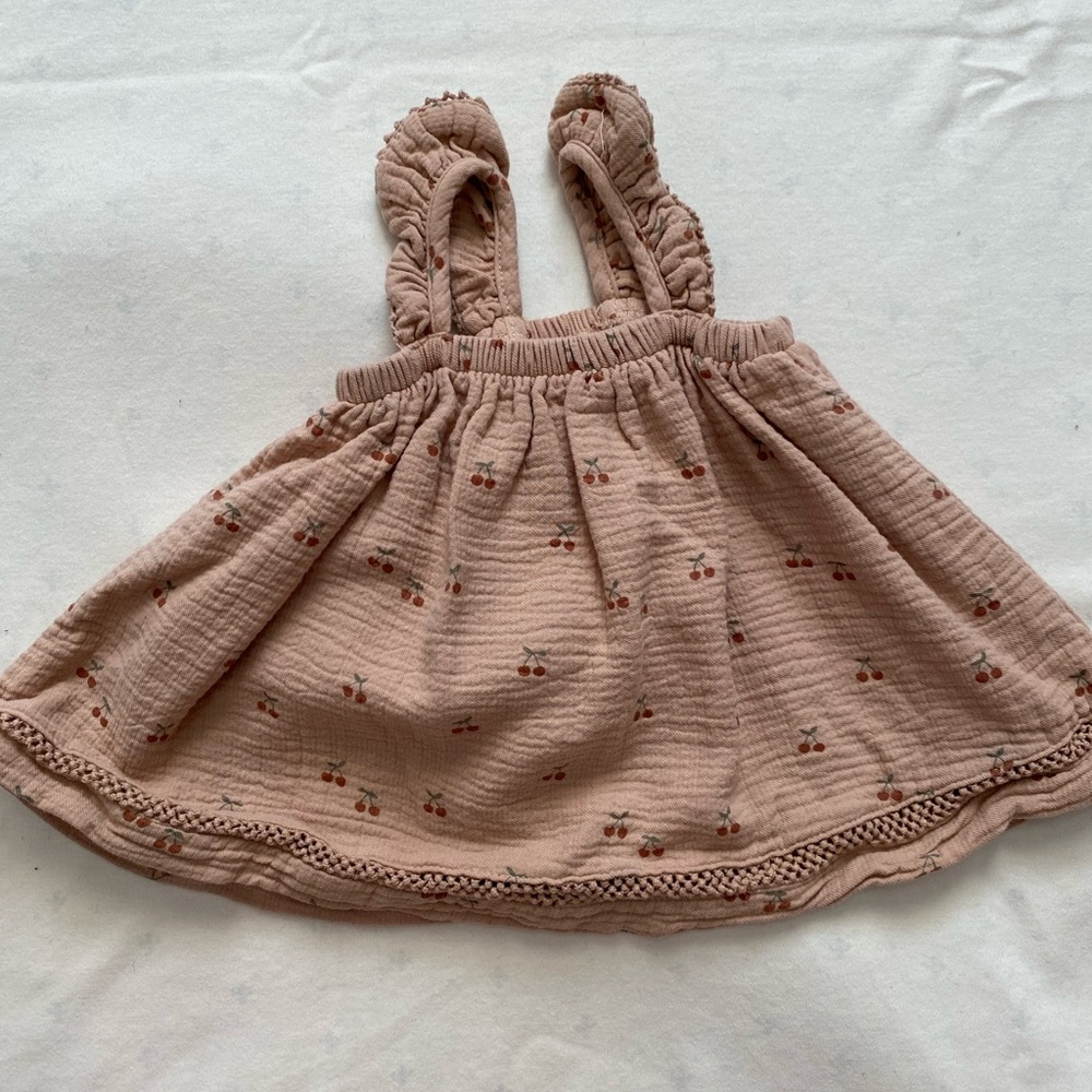 Quincy Mae Cherry swing tank